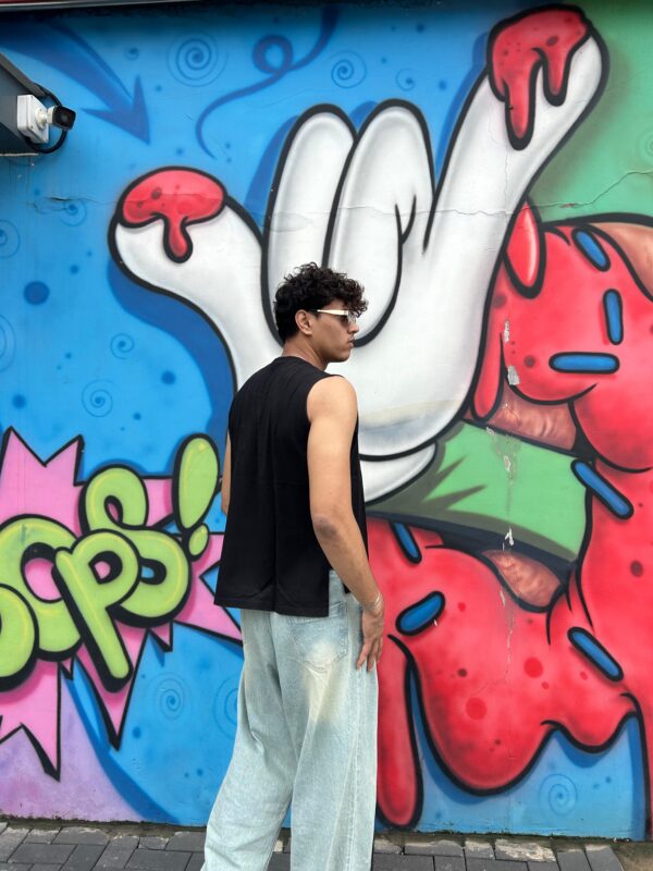 Très Cool Sleeveless Tee